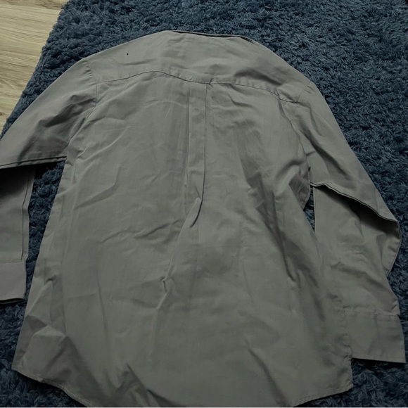 Van Heusen Boys Long Sleeve Button Up Dress Shirt in grey Size 8 - Picture 4 of 4